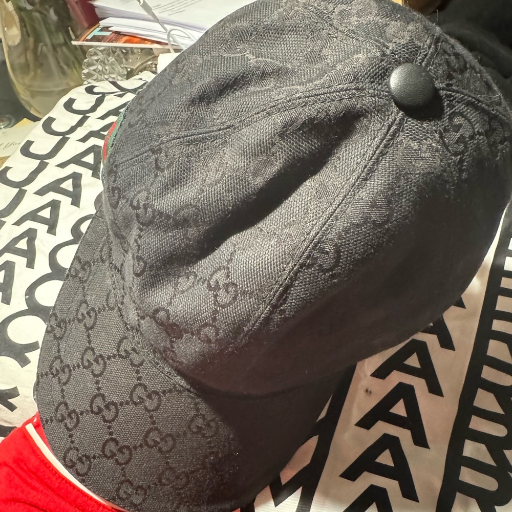 Authentic Gucci Hat - Picture 3 of 8